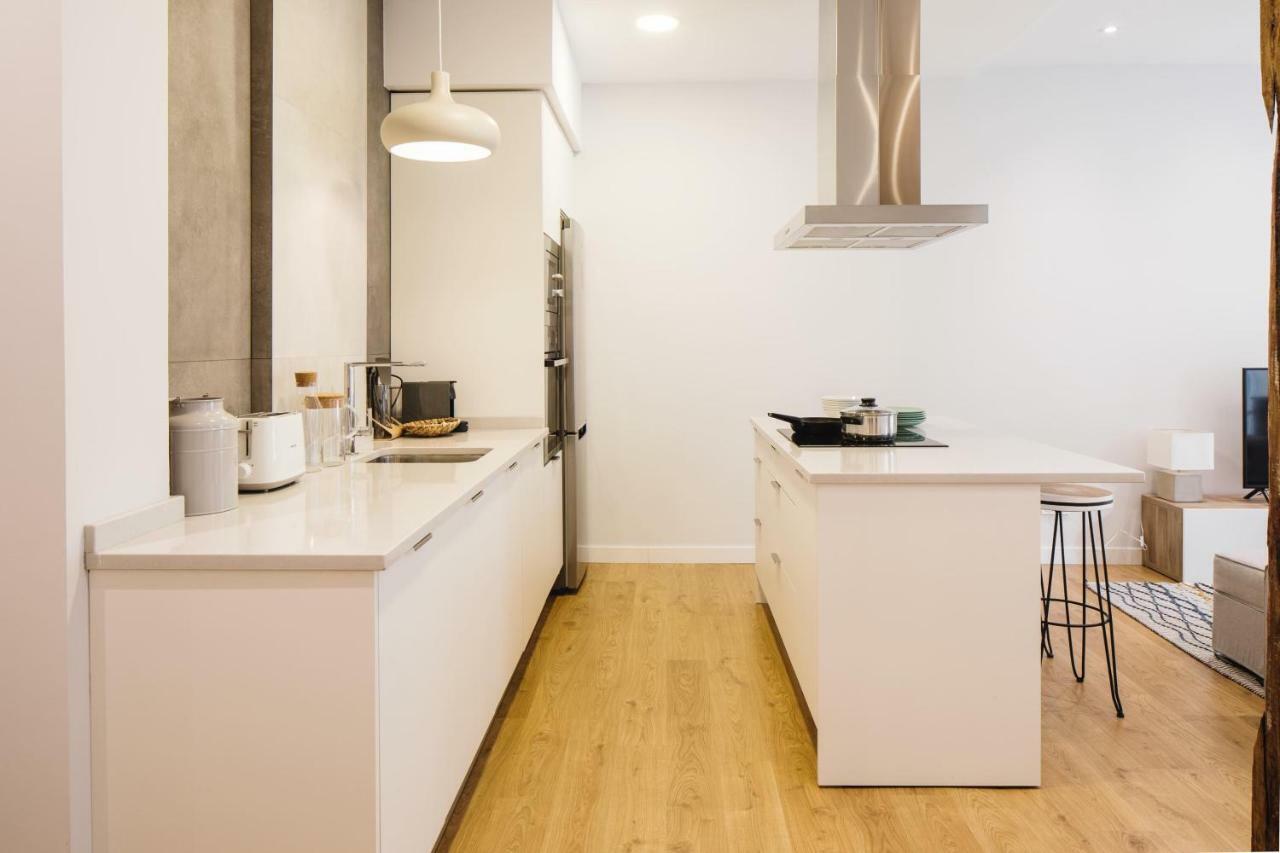 Urbieta Suite Apartment Сан-Себастьян Экстерьер фото